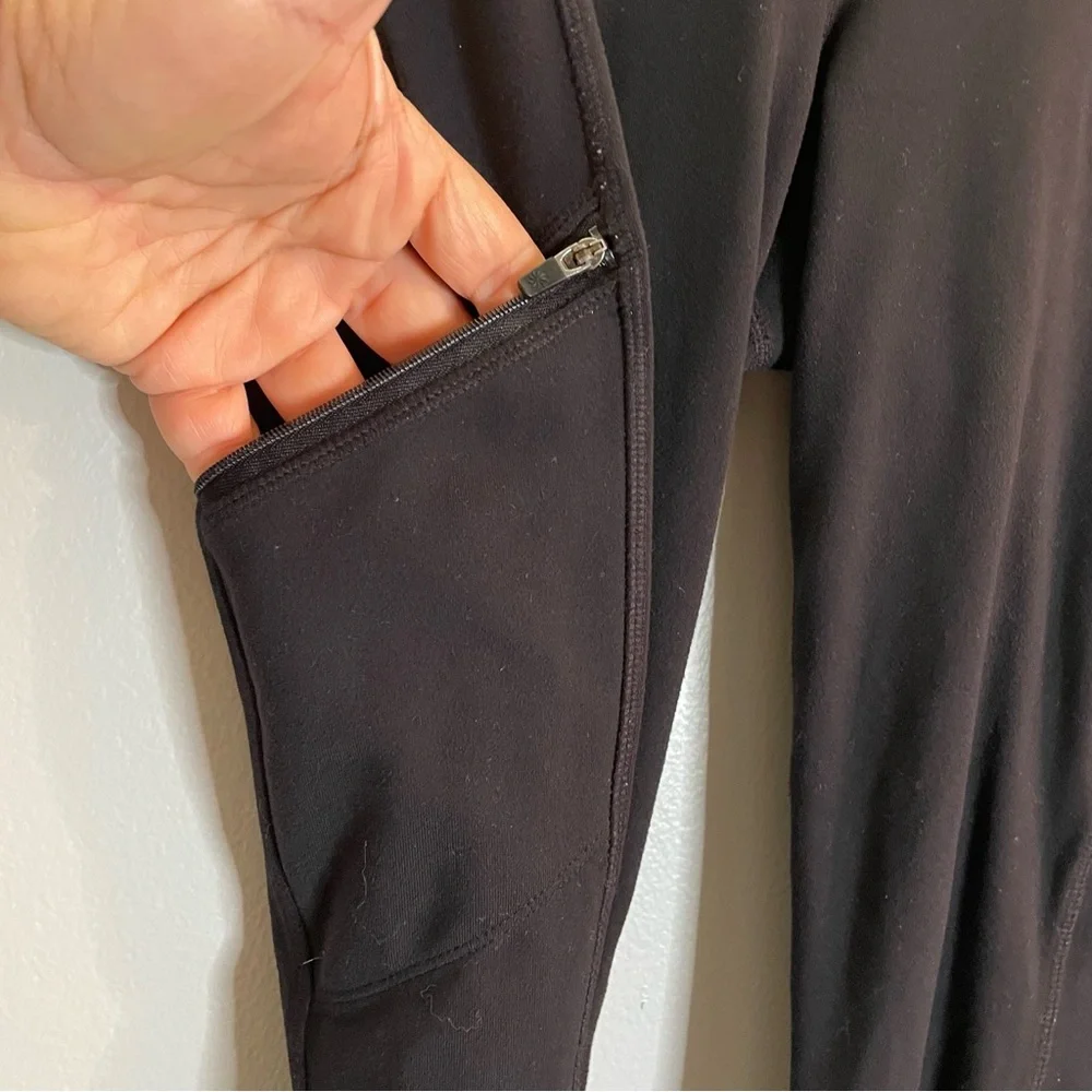 Athleta Metro Drifter Tight Leggings Black Zipper Pockets Womens XS - Picture 6 of 11